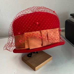 Henry Pollak New York Vintage Hat Peachfelt 100% Wool Stylish Nostalgia granny